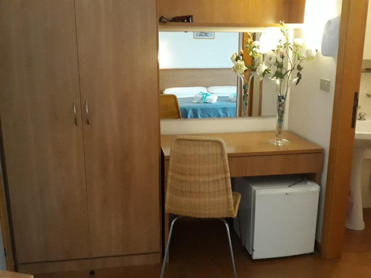 Hotel Leuco' Martinsicuro Zewnętrze zdjęcie