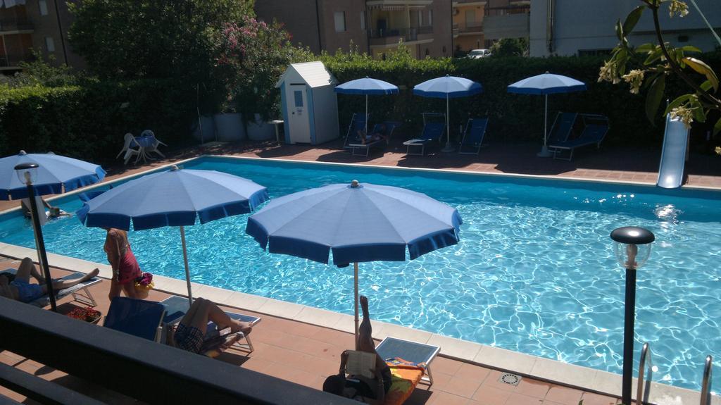 Hotel Leuco' Martinsicuro Zewnętrze zdjęcie