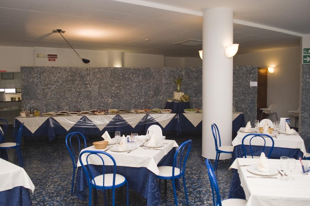 Hotel Leuco' Martinsicuro Zewnętrze zdjęcie
