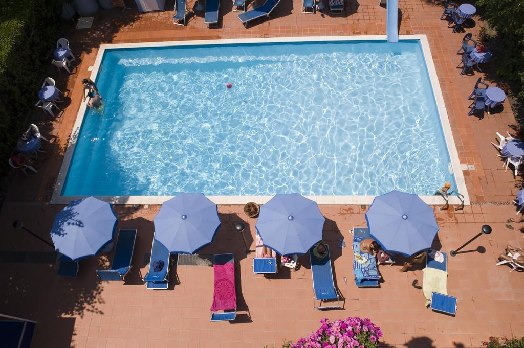 Hotel Leuco' Martinsicuro Zewnętrze zdjęcie