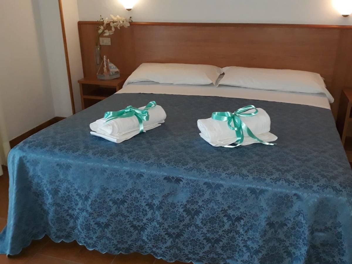 Hotel Leuco' Martinsicuro Zewnętrze zdjęcie